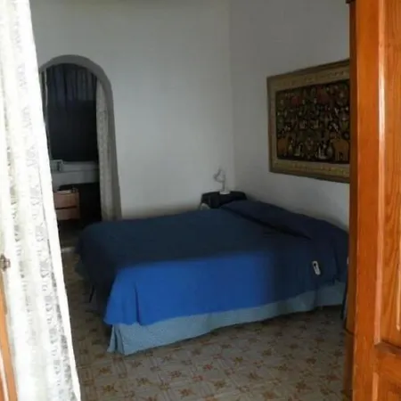 Basiluzzo Bed & Breakfast 4*