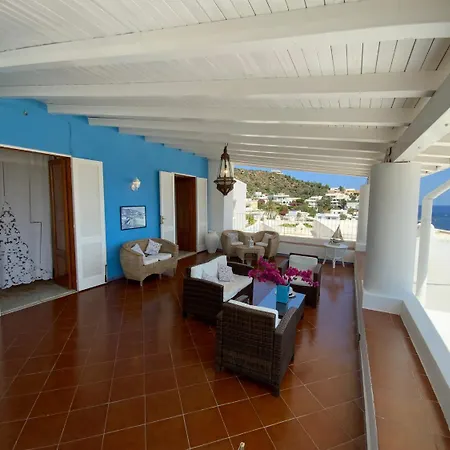Bed & Breakfast Basiluzzo Panarea