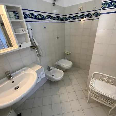 Basiluzzo فندق مبيت وإفطار 4*